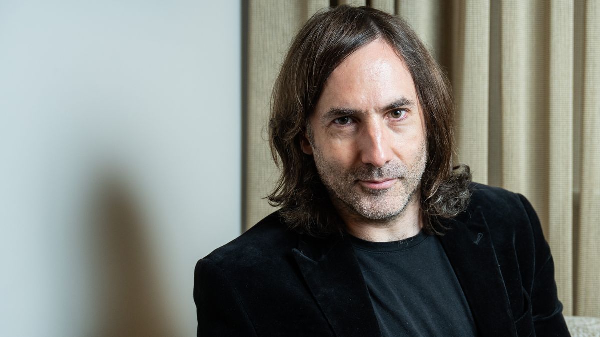 Spisovatel Lynch: Konec světa přijde se zaklepáním